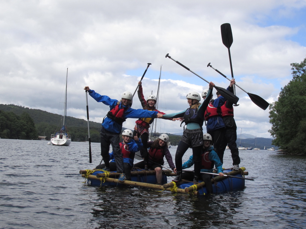 Canoeing%20on%20Windermere%20with%20Humphery%20Head%20Centre